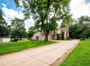 6729 N Mount Hawley Rd, Peoria, IL 61614