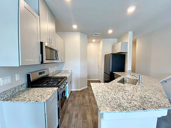 5th image of 7520 Pink Moon St Unit 101