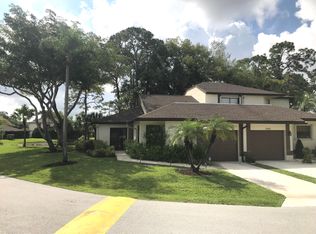 20896 Boca Ridge Dr W, Boca Raton, FL 33428