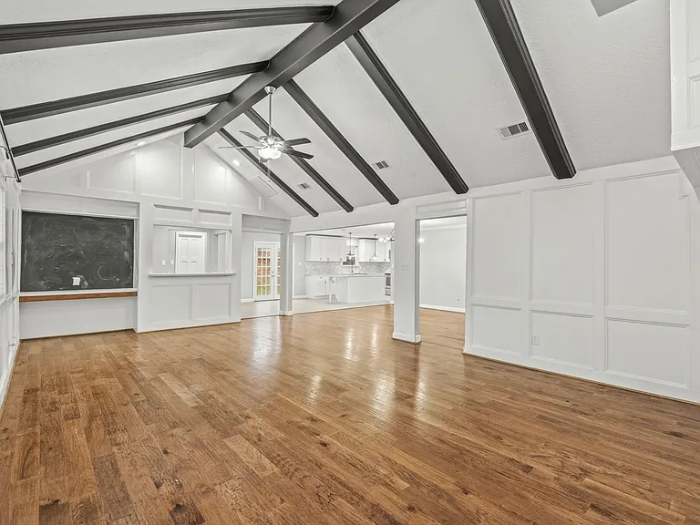 410 Bauxhall Ct — Photo 15