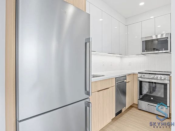 5th image of 3506 Glenwood Rd #7AA
