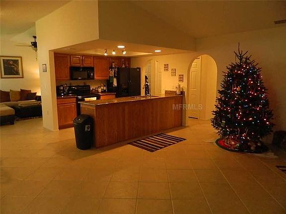 4th image of 23952 Forest View Dr