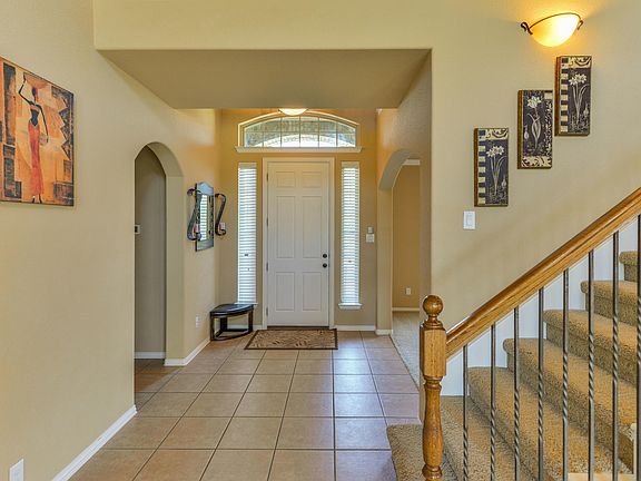 2nd image of 1005 Killian Dr