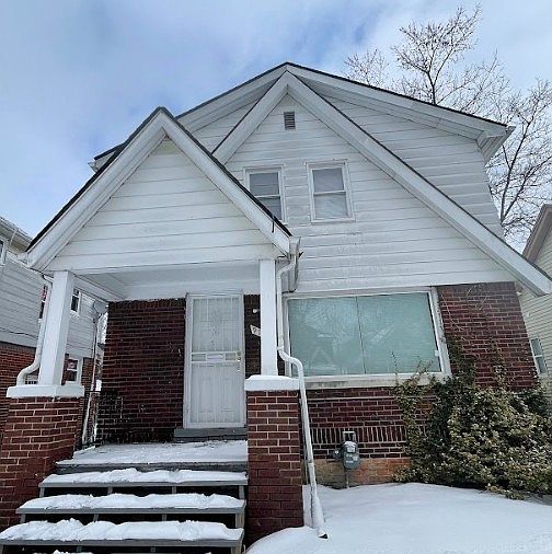 1st image of 9124 Manor St
