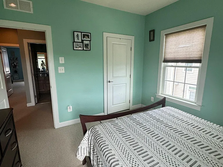 13679 Neil Armstrong Ave — Photo 13