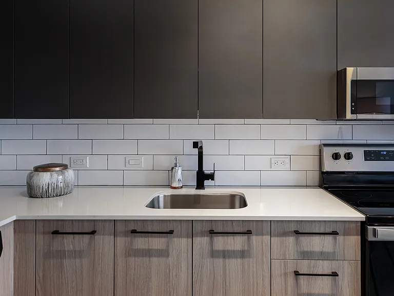 Kitchen Details | Grand Station Miami