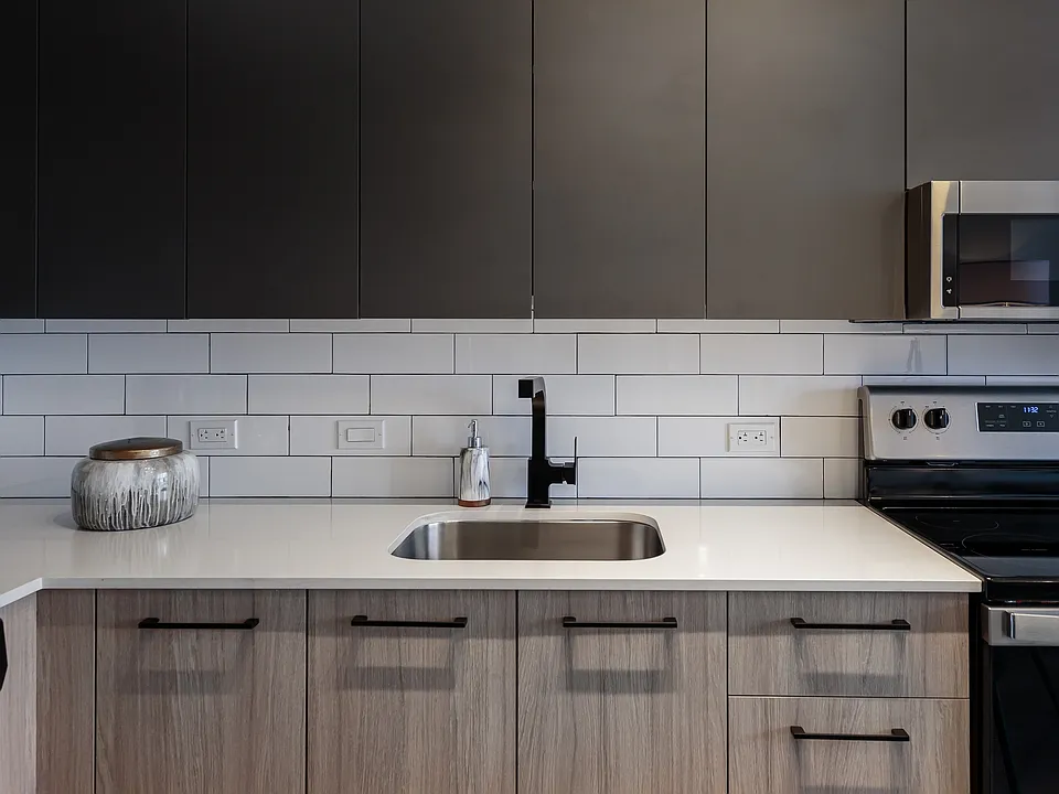 Kitchen Details | Grand Station Miami