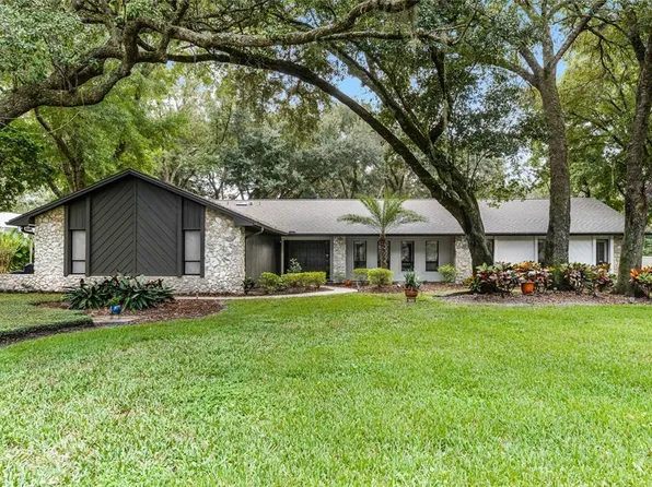 111 W Greentree Ln, Lake Mary, FL 32746