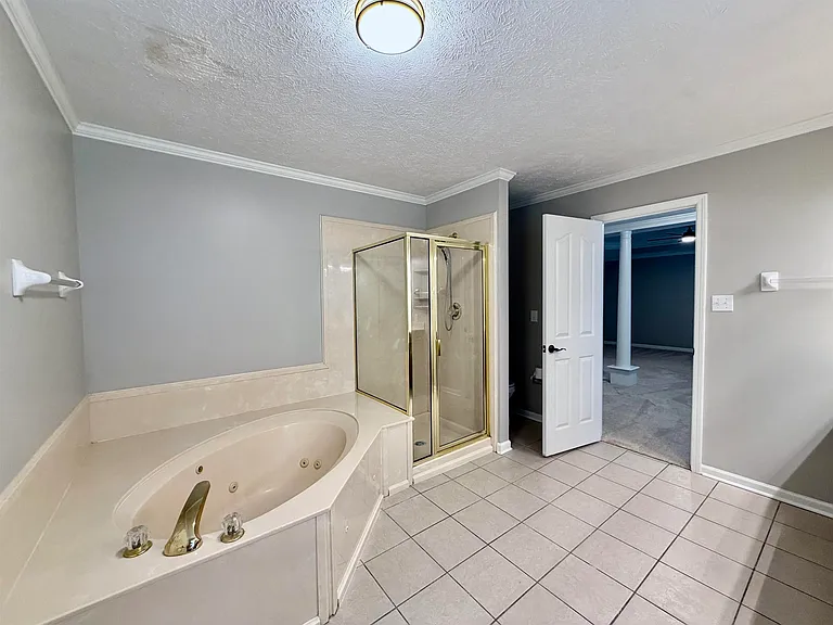 271 Meadowland Dr — Photo 12