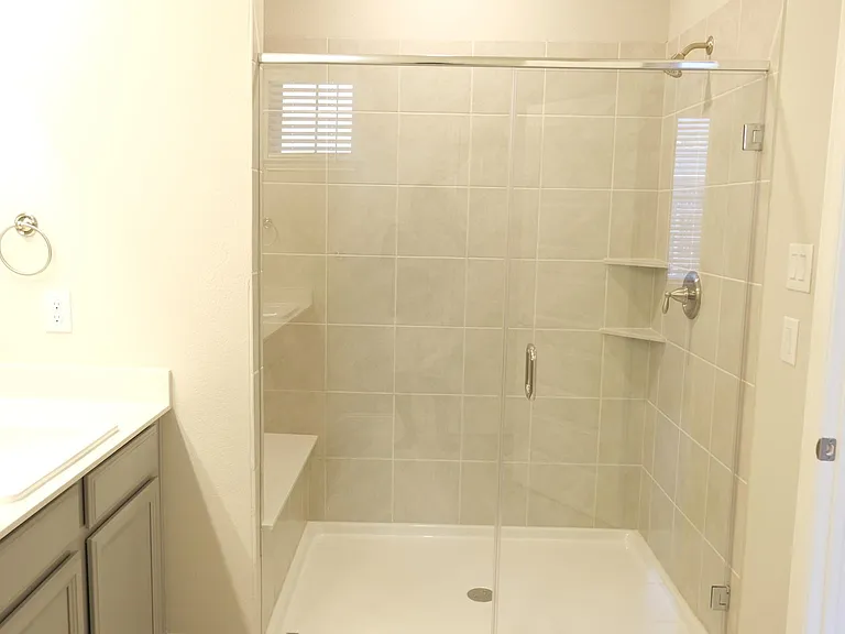 332 Blackthorne Dr — Photo 24