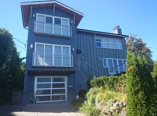 921 33rd Ave S, Seattle, WA 98144