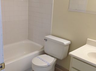 760 Carriage Rd APT 1C, Pittsburgh, PA 15220