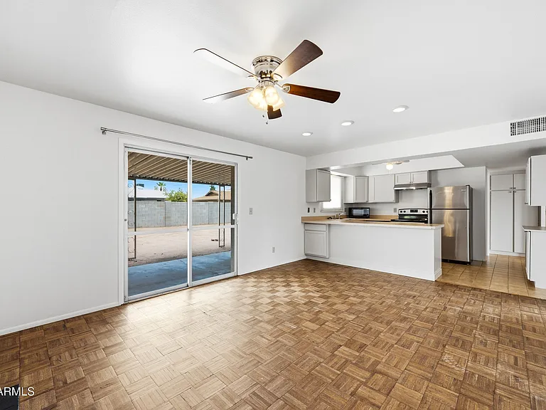 1234 E Riviera Dr — Photo 7