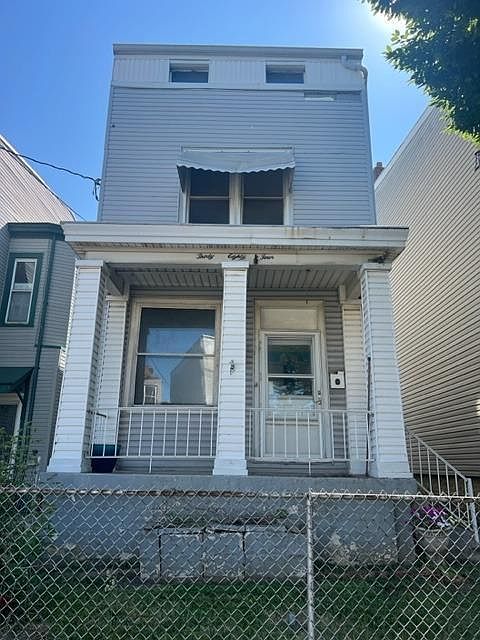 1st image of 3084 Henshaw Ave