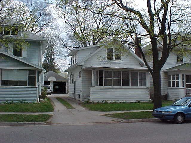 1st image of 336 N Clemens Ave