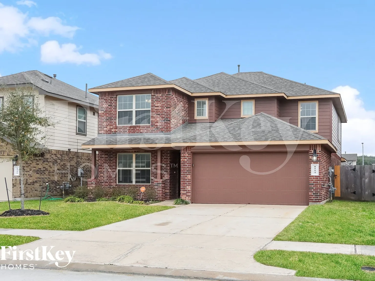 4 bed, 2.5 bath, 2708 sqft, $2,775 — Photo 2