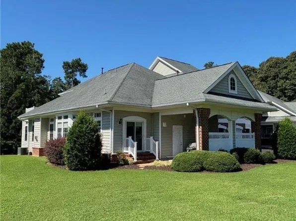 278 Chesapeake Watch Rd APT 13A, Deltaville, VA 23043