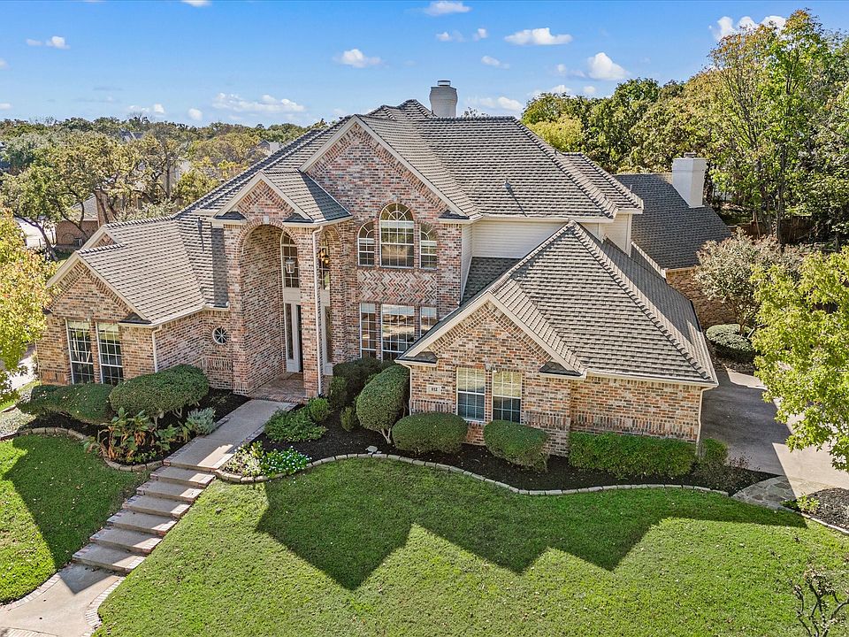 1st image of 812 Shady Bend Ct