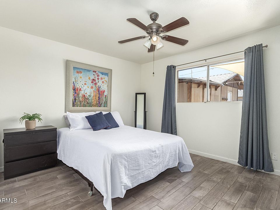 1st image of 329 W DESERT Drive