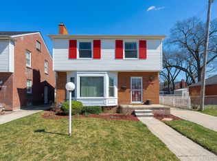 19434 Sorrento St, Detroit, MI 48235