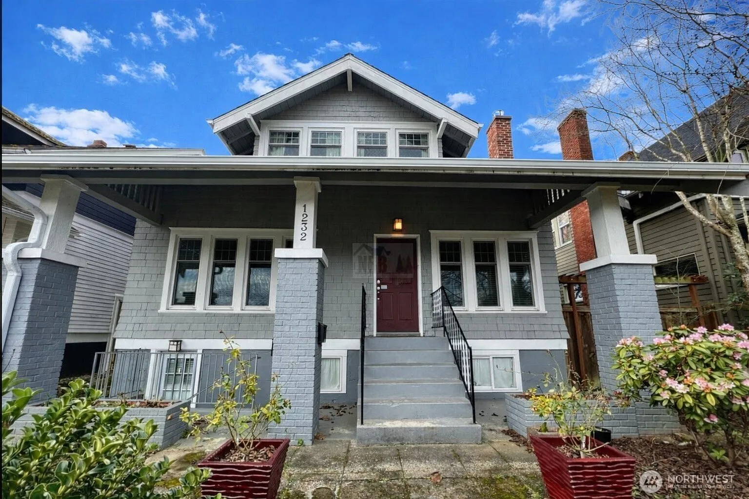 1232 S Ainsworth Avenue photo 1