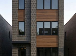 3327 W Division St, Chicago, IL