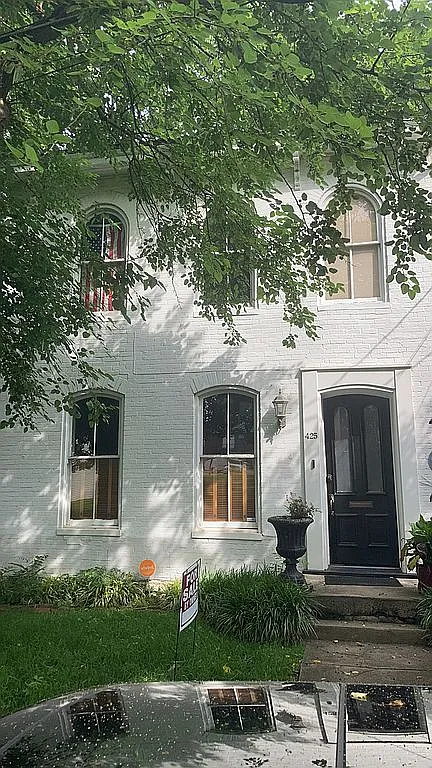 425 Spring St photo 1