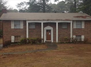 1068 Vincent Dr, Forest Park, GA 30297