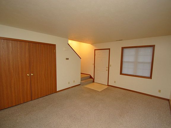 2nd image of 133 Watertower Ct
