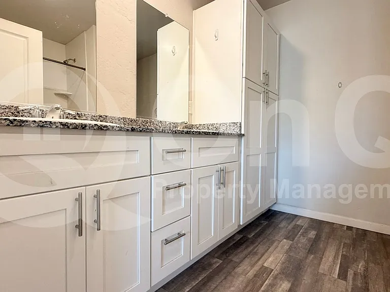 8011 S Magic Dr — Photo 12