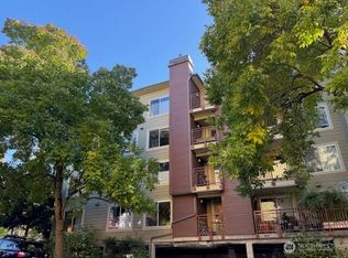 Cooper Square, Seattle, WA 98103