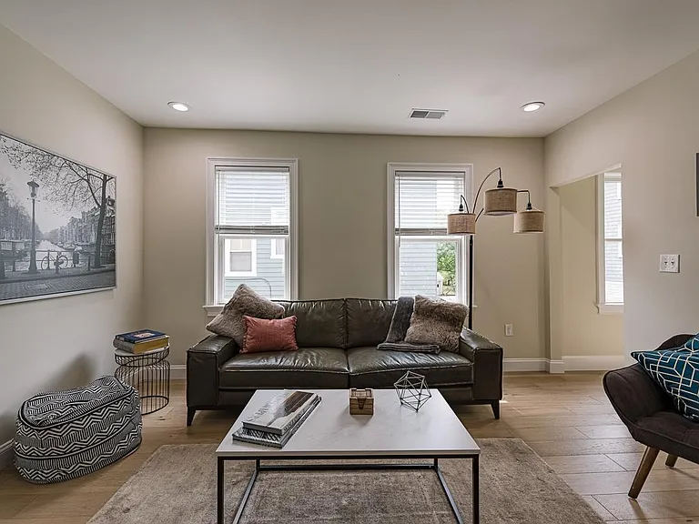 58 Governor St #2 — Photo 2