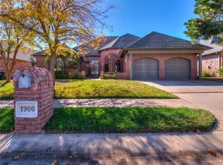 1900 Red Prairie Dr, Edmond, OK 73025