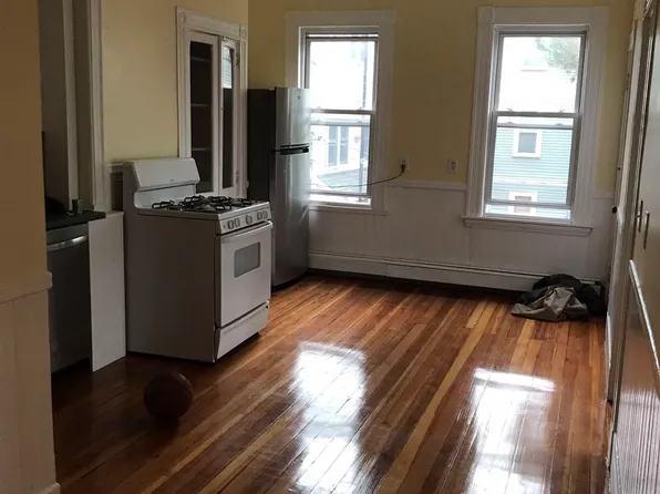 46 Berkshire St #2, Cambridge, MA 02141