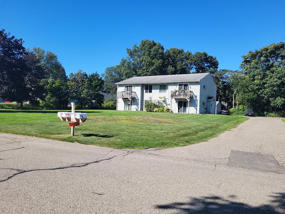 1st image of 15481 Clovernook Dr #2