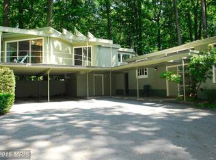 8809 Burdette Rd, Bethesda, MD 20817