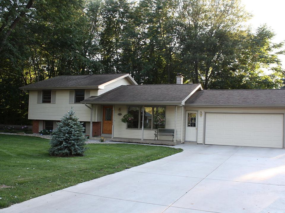 1st image of 766 Mayfield Ave