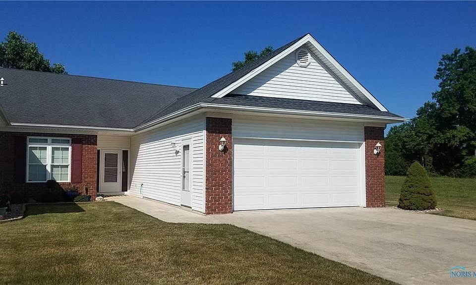 1st image of 1492B Riverwood Dr