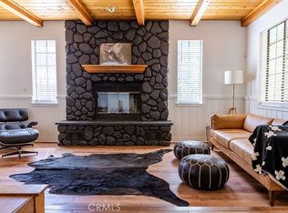 1075 Rivera Dr, Wrightwood, CA 92397