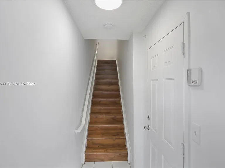 2941 NE 185th St #1305 — Photo 4