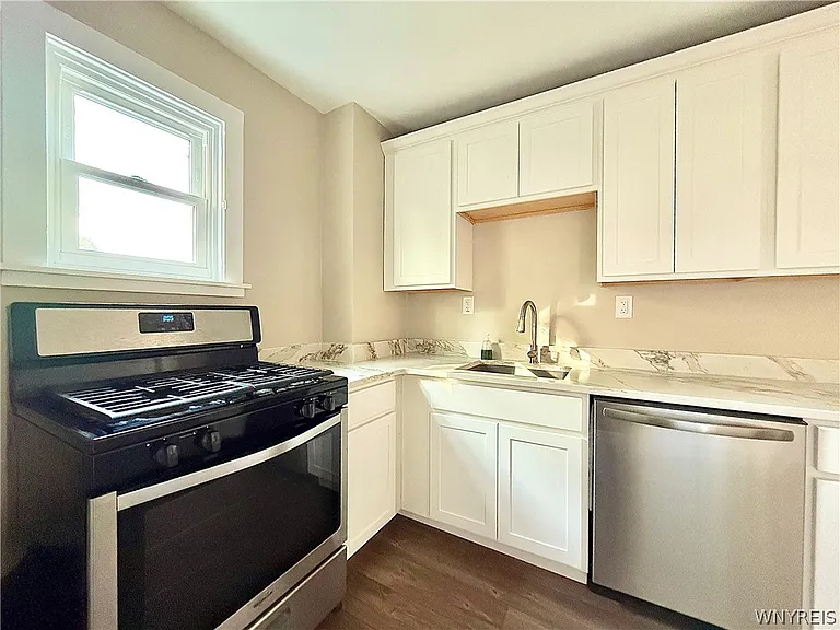 460 Rhode Island St #UPPER — Photo 18