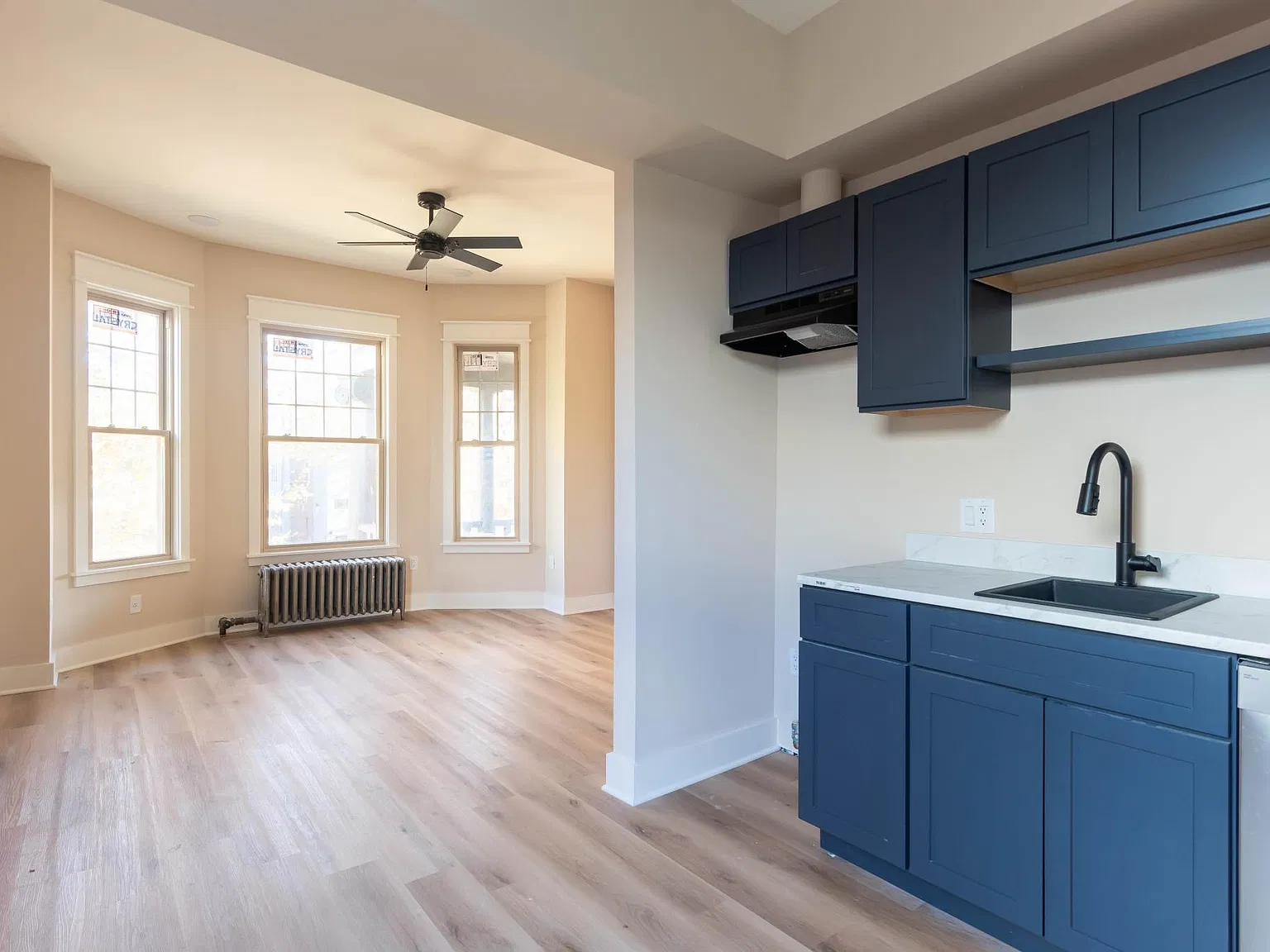 4535 Commonwealth St — Photo 3