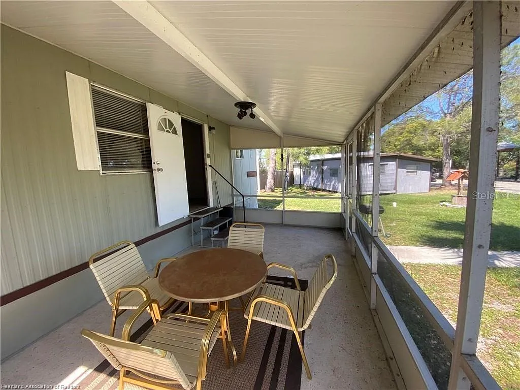 Building Photo - 1526 Fort Meade Rd