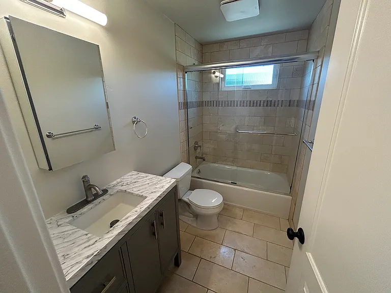 715 Sacramento St #A — Photo 8