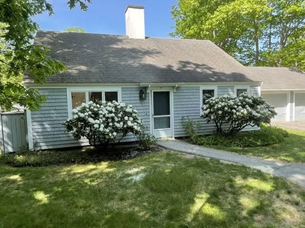 9 & 11 Oakview Dr, Cape Elizabeth, ME 04107