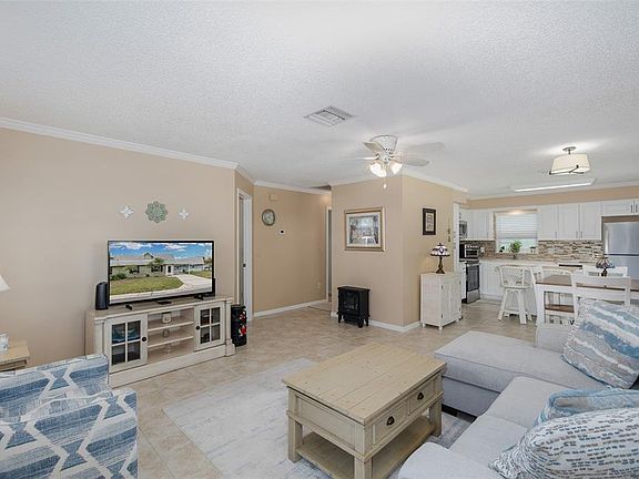 4th image of 6221 Wilds Dr