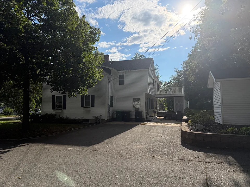 126 Hills Ferry Rd #1