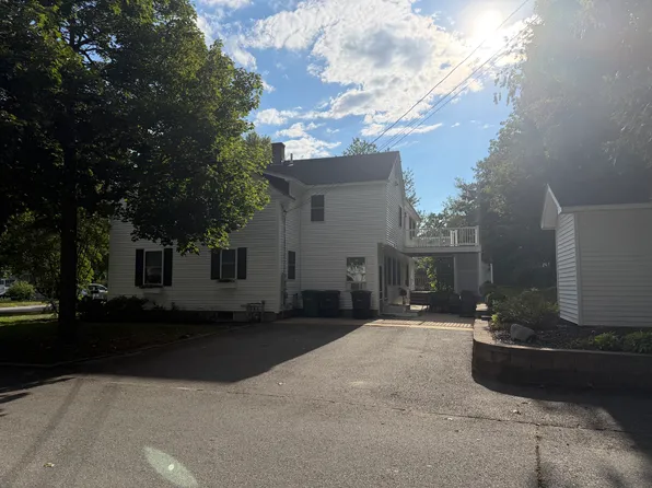 126 Hills Ferry Rd #1, Nashua, NH 03064