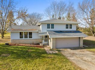 N7107 County Road C, Seymour, WI 54165