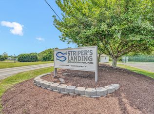 22 Rolling Rd, Moneta, VA 24121